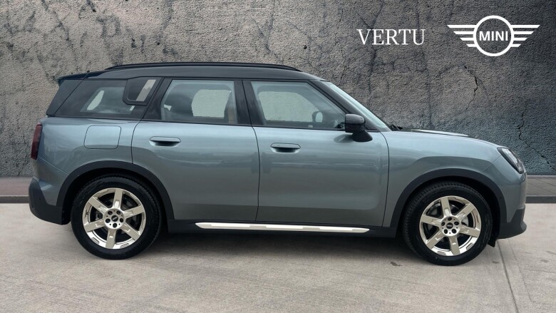 MINI Countryman 150kW E Exclusive 66kWh 5dr Auto Electric Hatchback